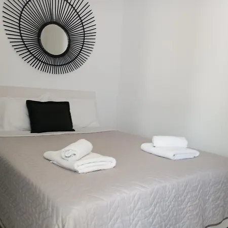Daire & Cosy Mykonos House